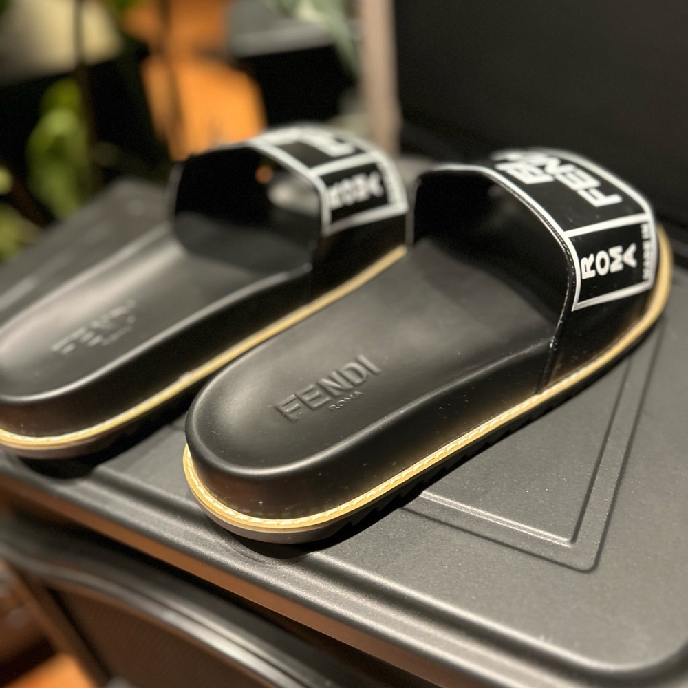 FENDI Fiend Roma Amor black yellow leather air sole slides sandals UK10 EU45 - Picture 5 of 6